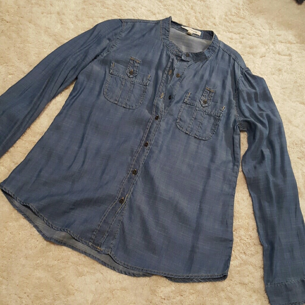 Denim shirt