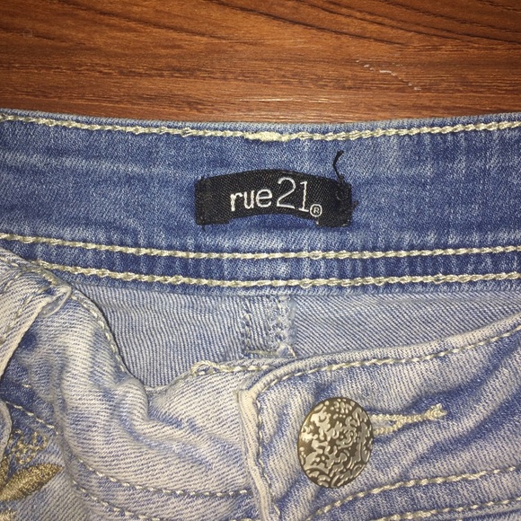 Rue 21 jean shorts high waisted size: 5/6 - Picture 2 of 3