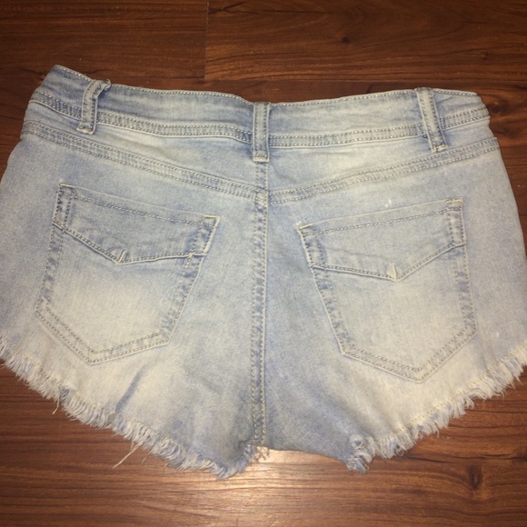 Rue 21 jean shorts high waisted size: 5/6 - Picture 3 of 3
