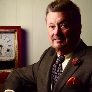 Meet your Posher, Ray