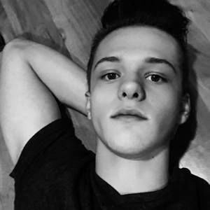 Meet your Posher, Quentin