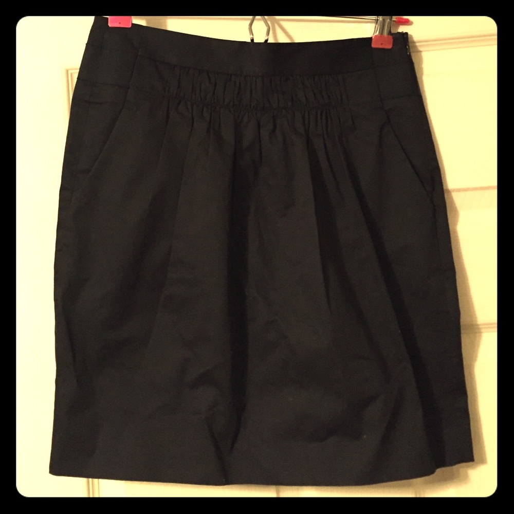 Pencil skirt with pockets