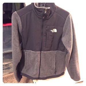 Women's North Face Fleece Jacket - Size XS.