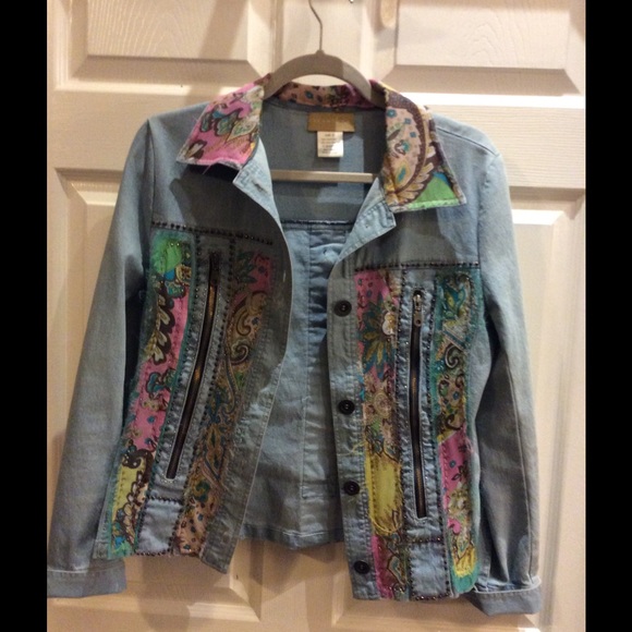 Jean jacket - Picture 1 of 3