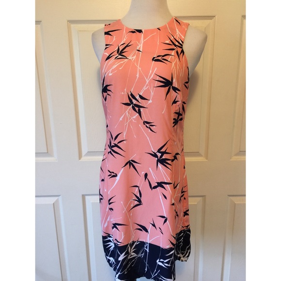 BANANA REPUBLIC LEAF PRINT DRESS - Picture 2 of 4