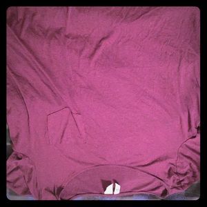 Plain Plum pocket tee cotton