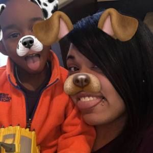 Meet your Posher, Dominique