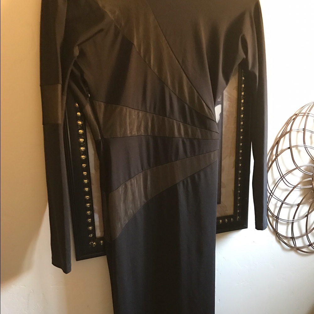 Long Black and gold dress 🌻