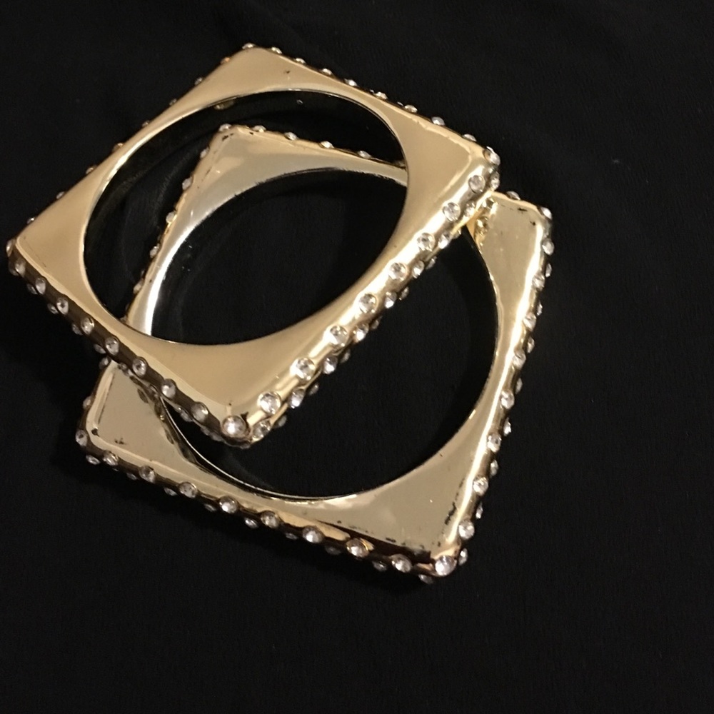 Bracelets - Picture 3 of 4
