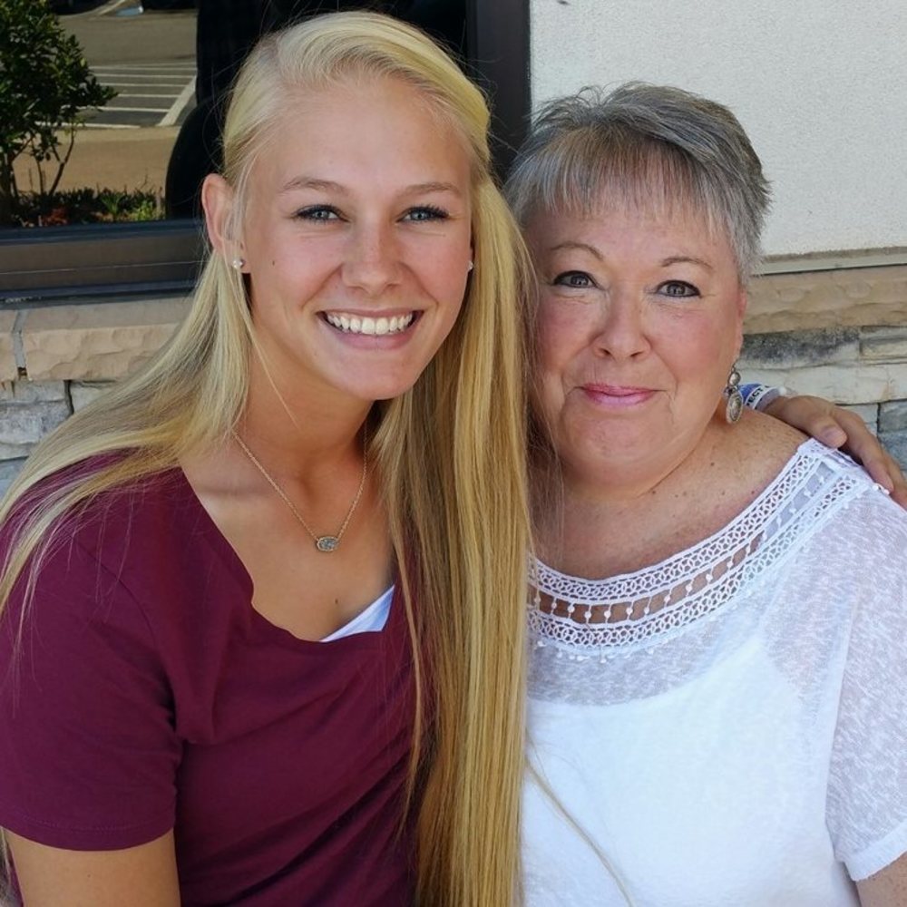 Meet your Posher, Savannah