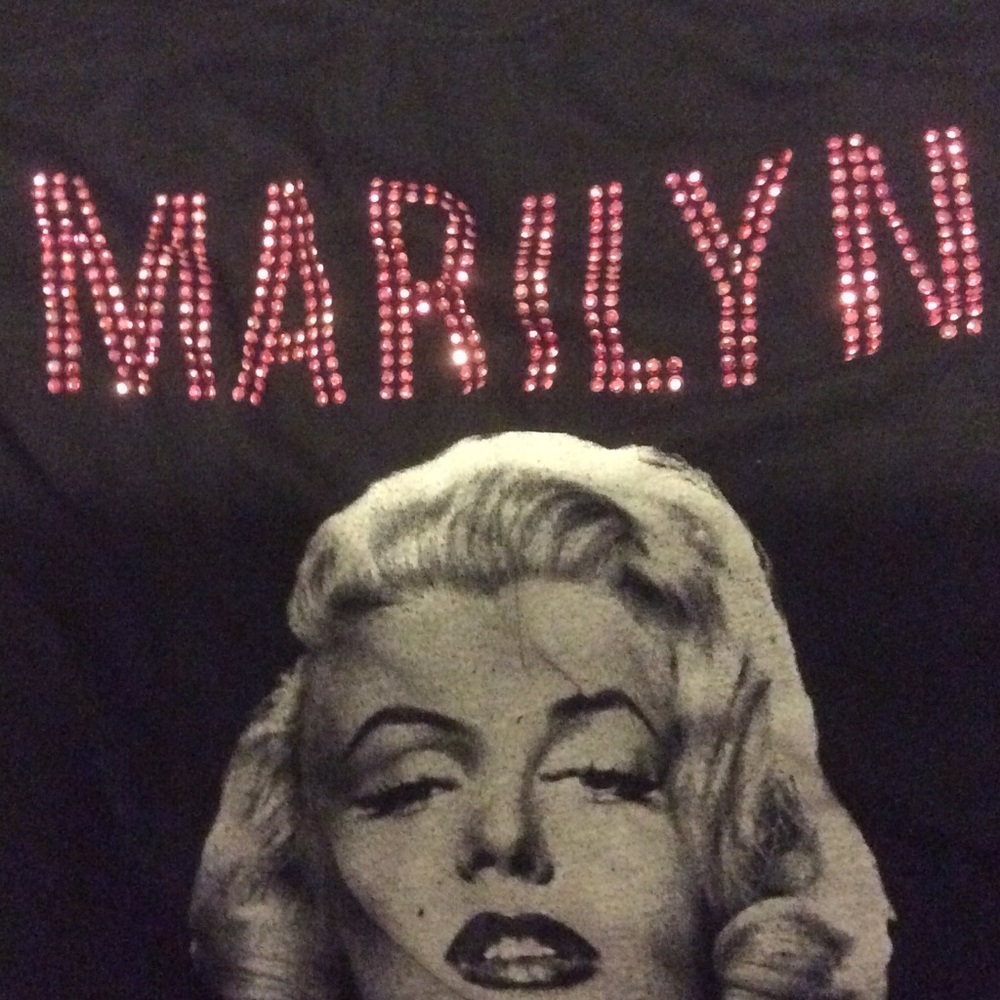Marilyn Monroe tee Size XXL juniors