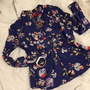 Merona floral blouse size small
