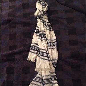 J crew thin cotton scarf