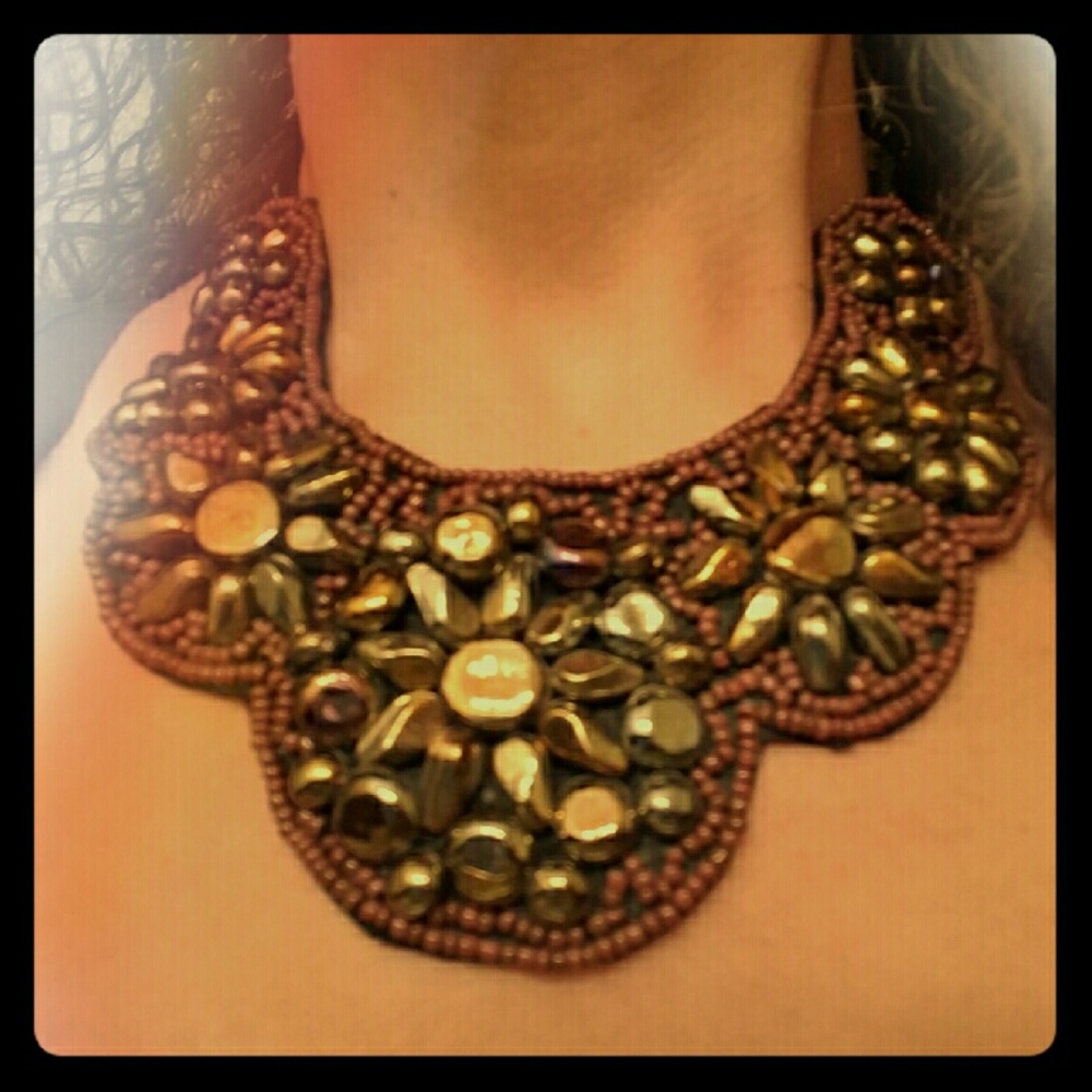 Statement necklace
