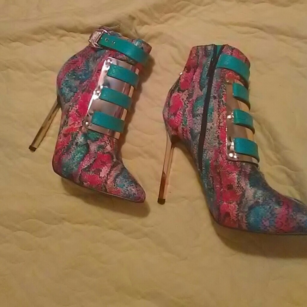 Multi-Colored Snake Pattern Booties - image 2