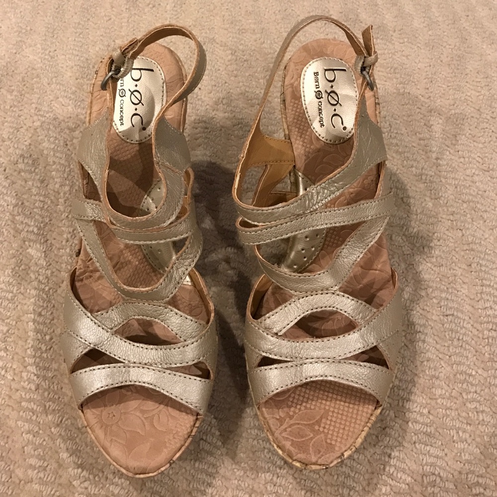 NWOT Born Leather Wedges