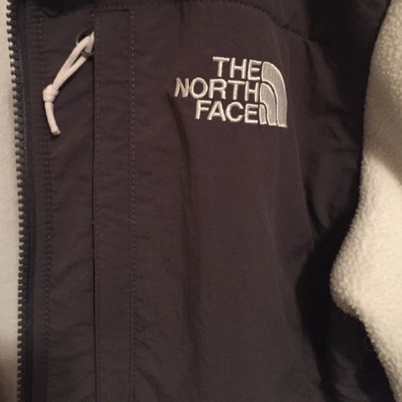 White fleece North face - Picture 4 of 4