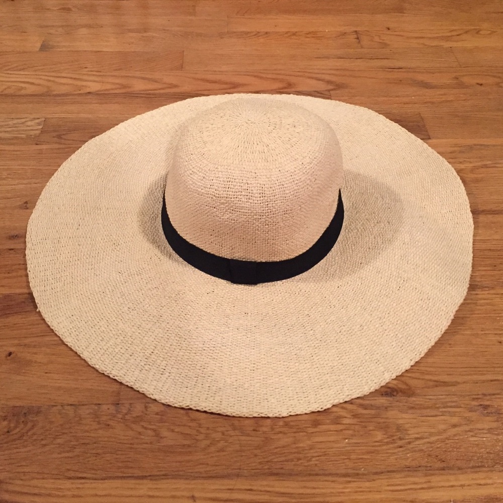 Divided H&M Floppy Straw Hamptons Hat