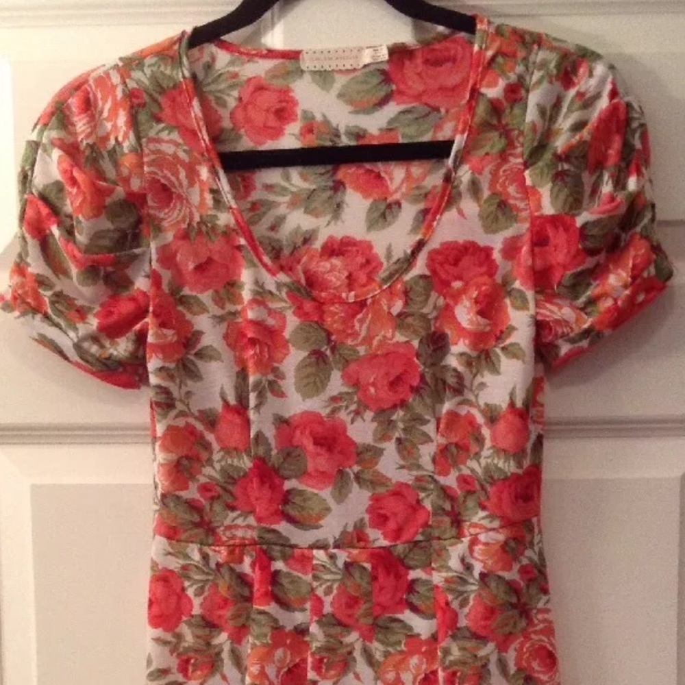 NOT4SALE: LOOKING TO BUY PINS&NEEDLES 👗 DRESS