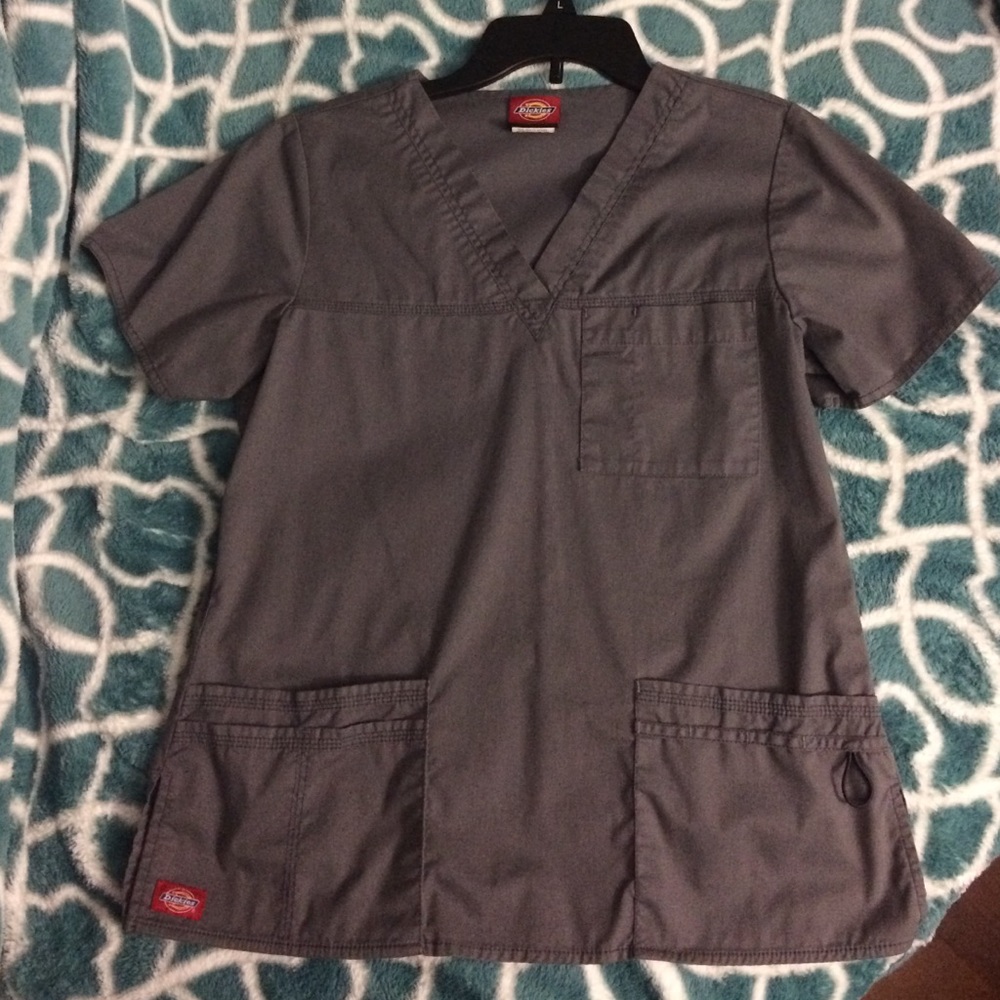 Scrub top