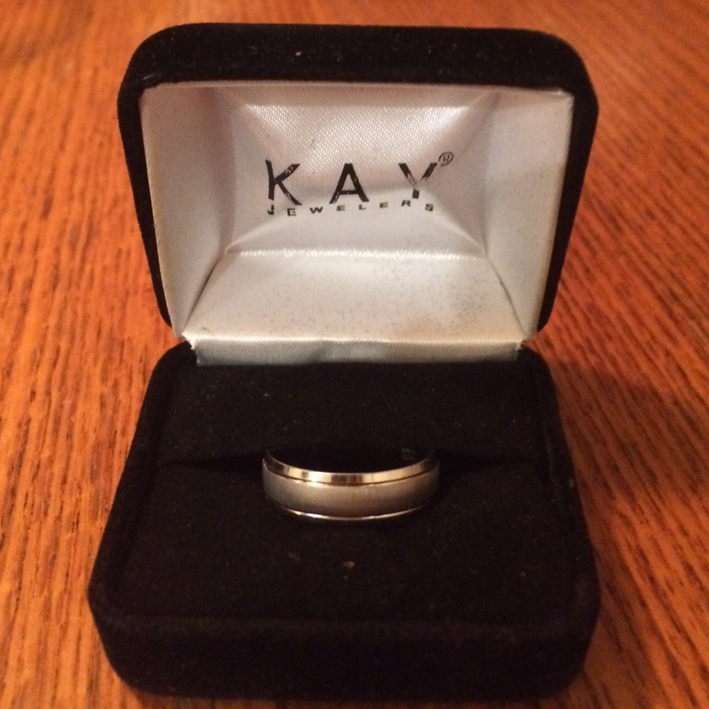 Men's 10WG Wedding band