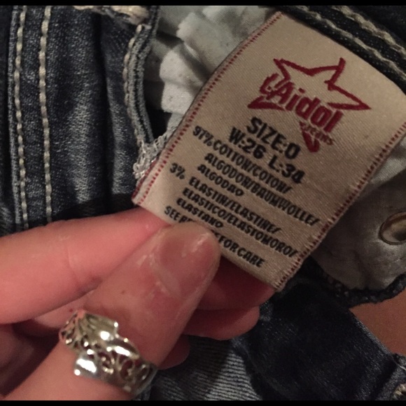 LA Idol - Picture 4 of 4