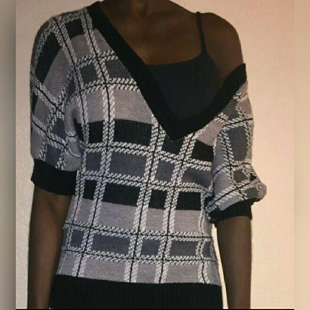 Sweater Top(Black and White)