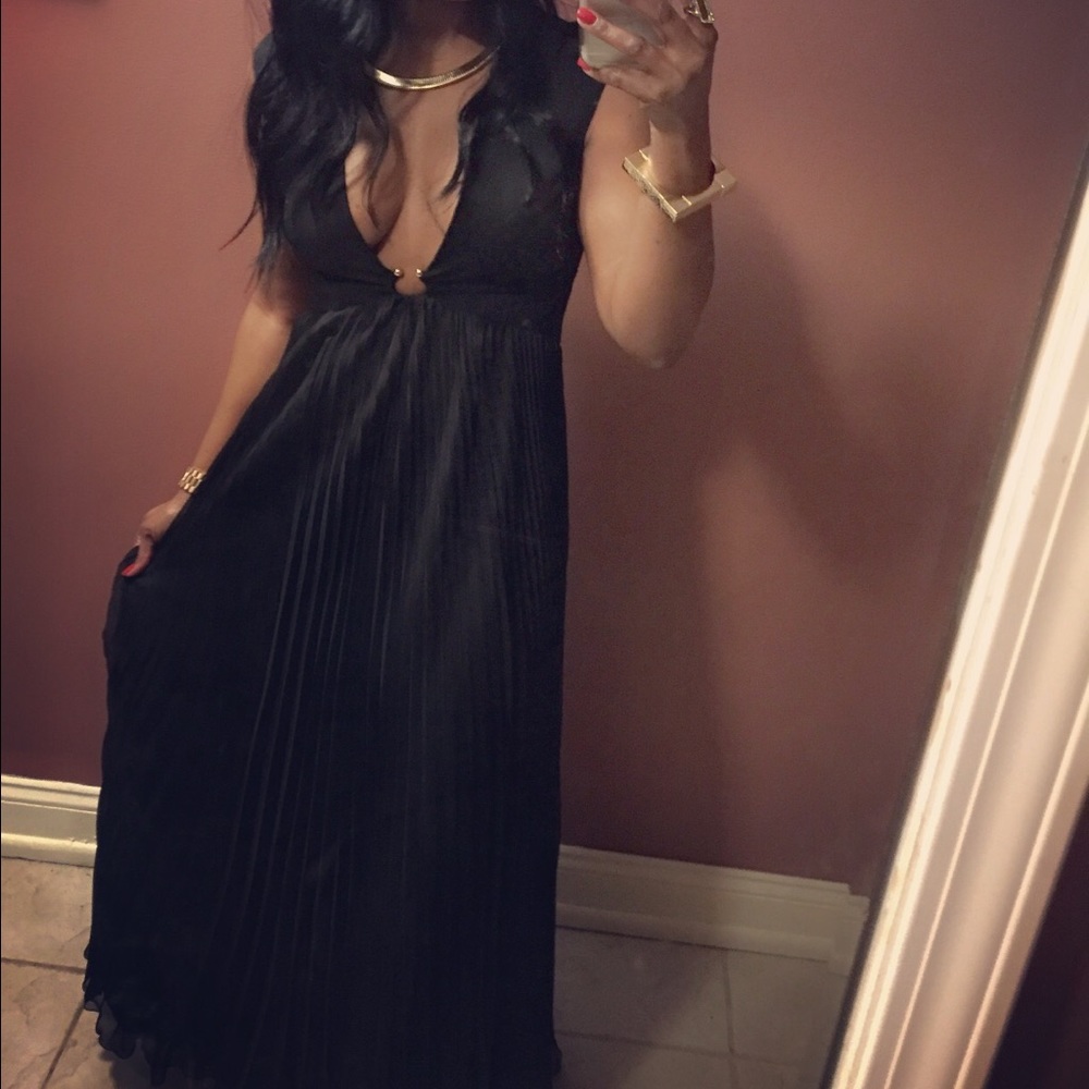 Halston Heritage Beautiful Black Gown