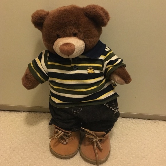 Build-A-Bear Workshop - two outfits. comes with 1 box - Picture 1 of 3