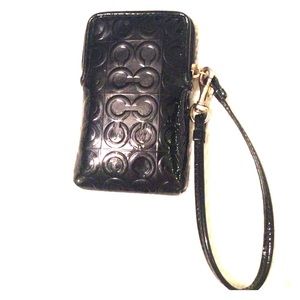 Coach wristlet wallet