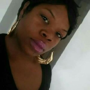 Meet your Posher, Priscilla