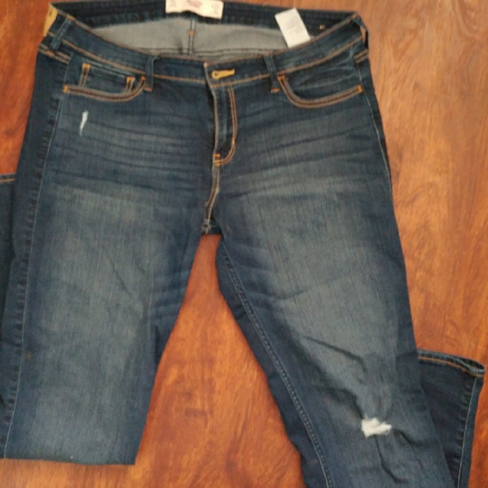 Hollister skinny jeans