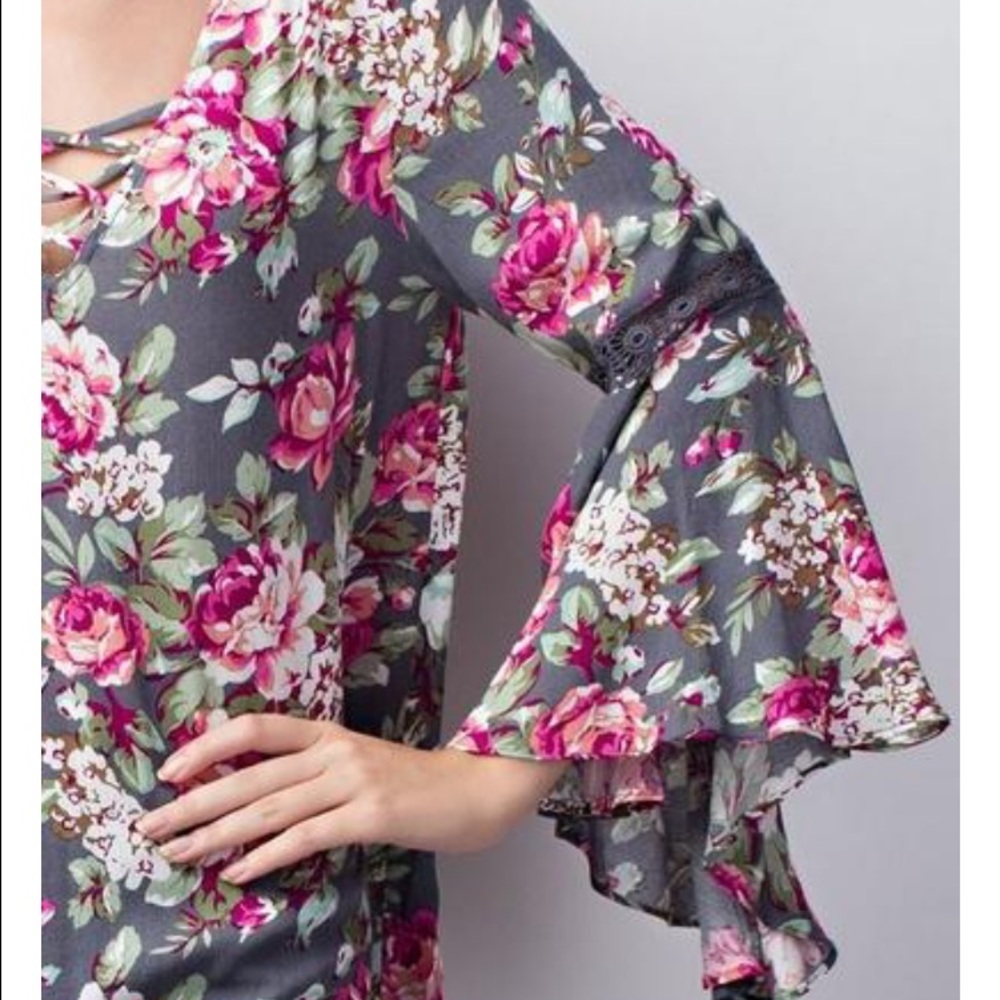 Floral Top from the brand Jodifl! - Picture 4 of 4