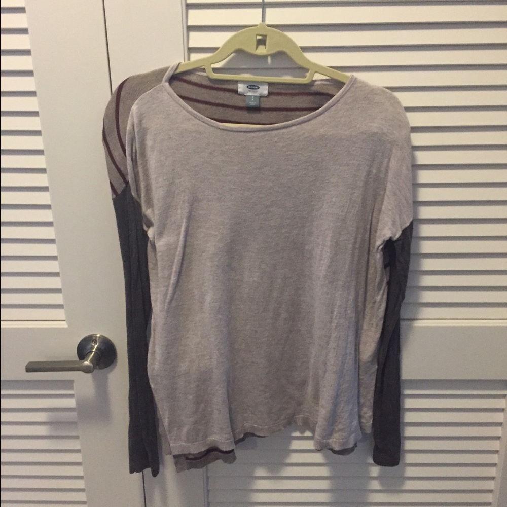 Old navy sweater