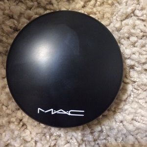Mac give me sun Mineralize skinfinish nat