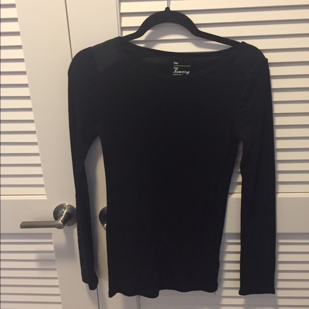 Black long sleeve t shirt. NWOT