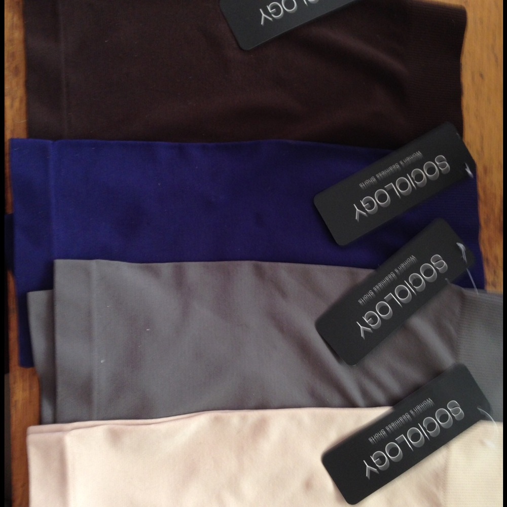 Lot of 4 Sociology brand seamless shorts NWT
