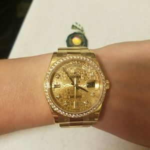 Meet your Posher, Maricela