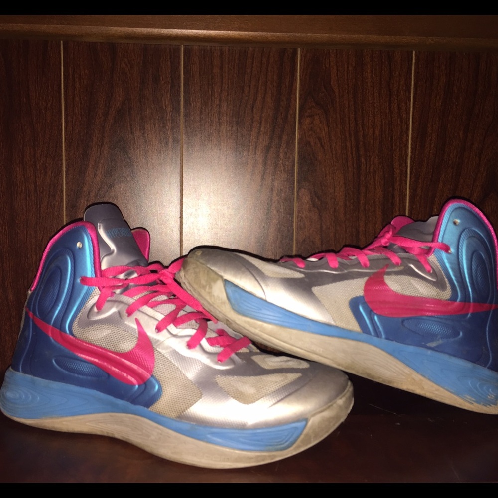 Nike hyperfuse 7/10