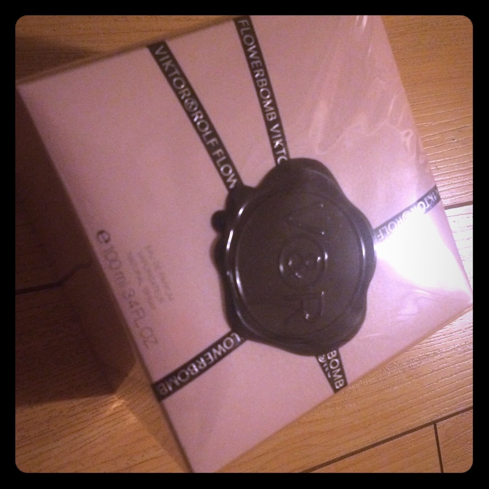 FLOWERBOMB * Viktor & Rolf * Perfume Women