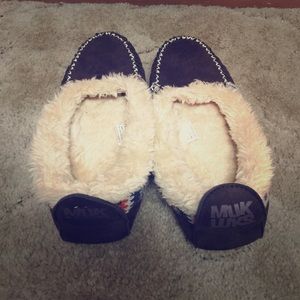 Muk Luk moccasins