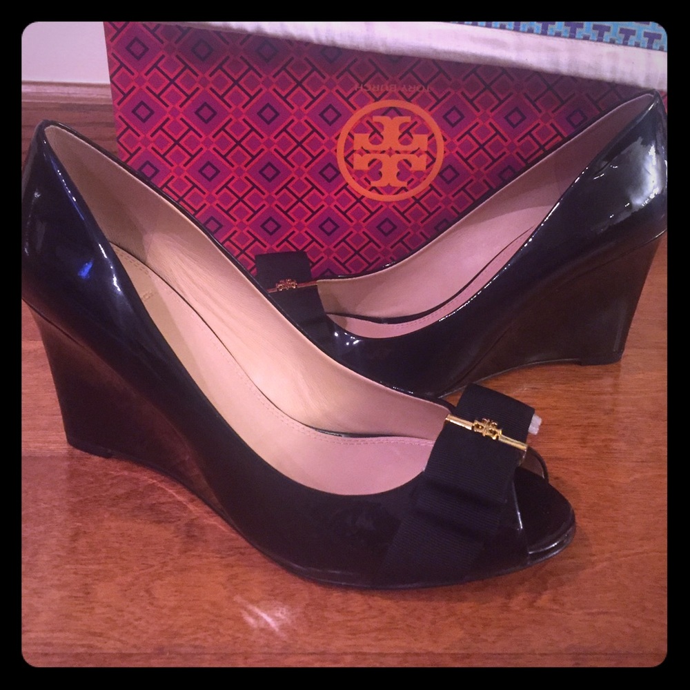 Tory Burch Trudy size 9 new with box- never worn!!