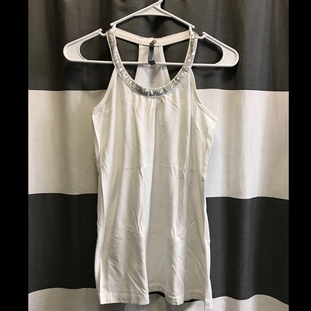 🚫Item Sold🚫 Charlotte Russe White Sequin Tank