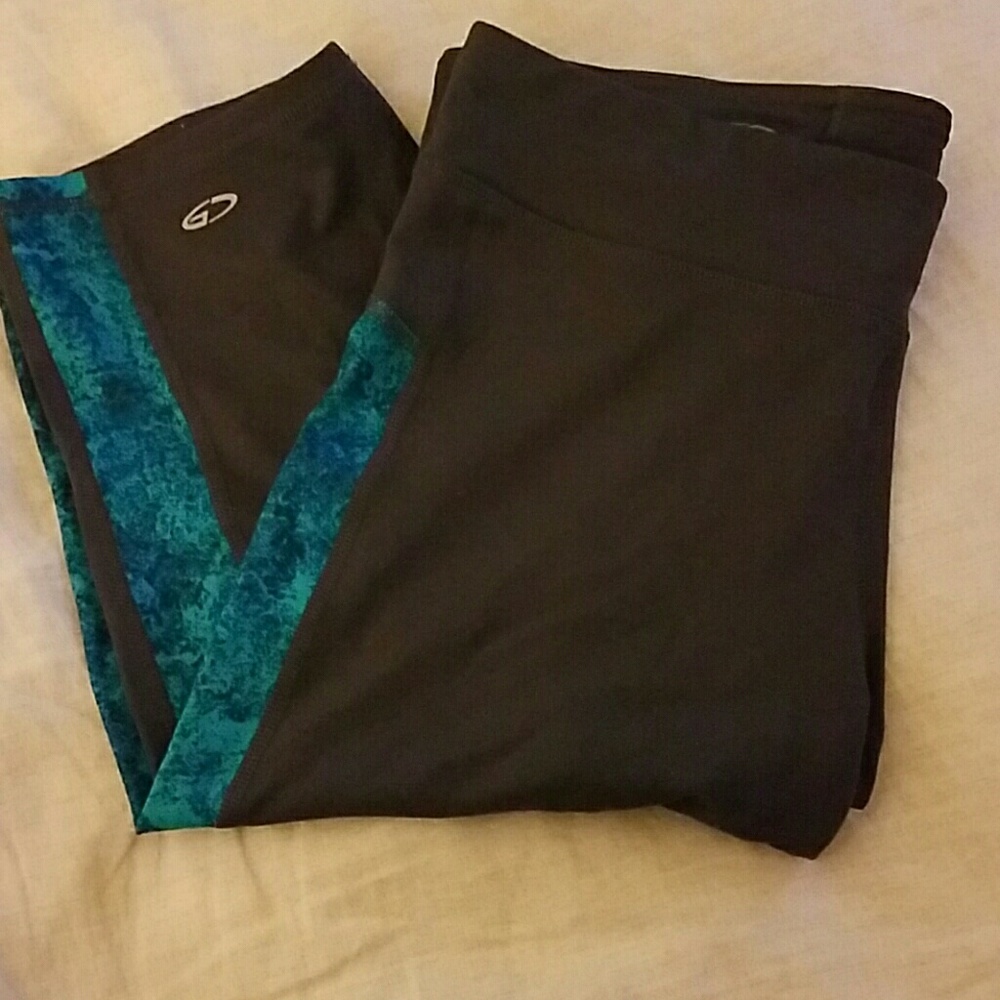 Workout pants - Picture 2 of 3