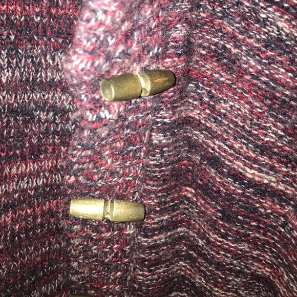 Forever 21 Sweater - Picture 2 of 3