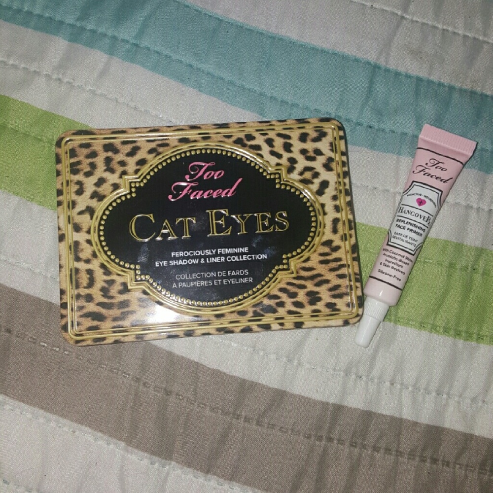 Toofaced cat eyes pallete + hangover face primer