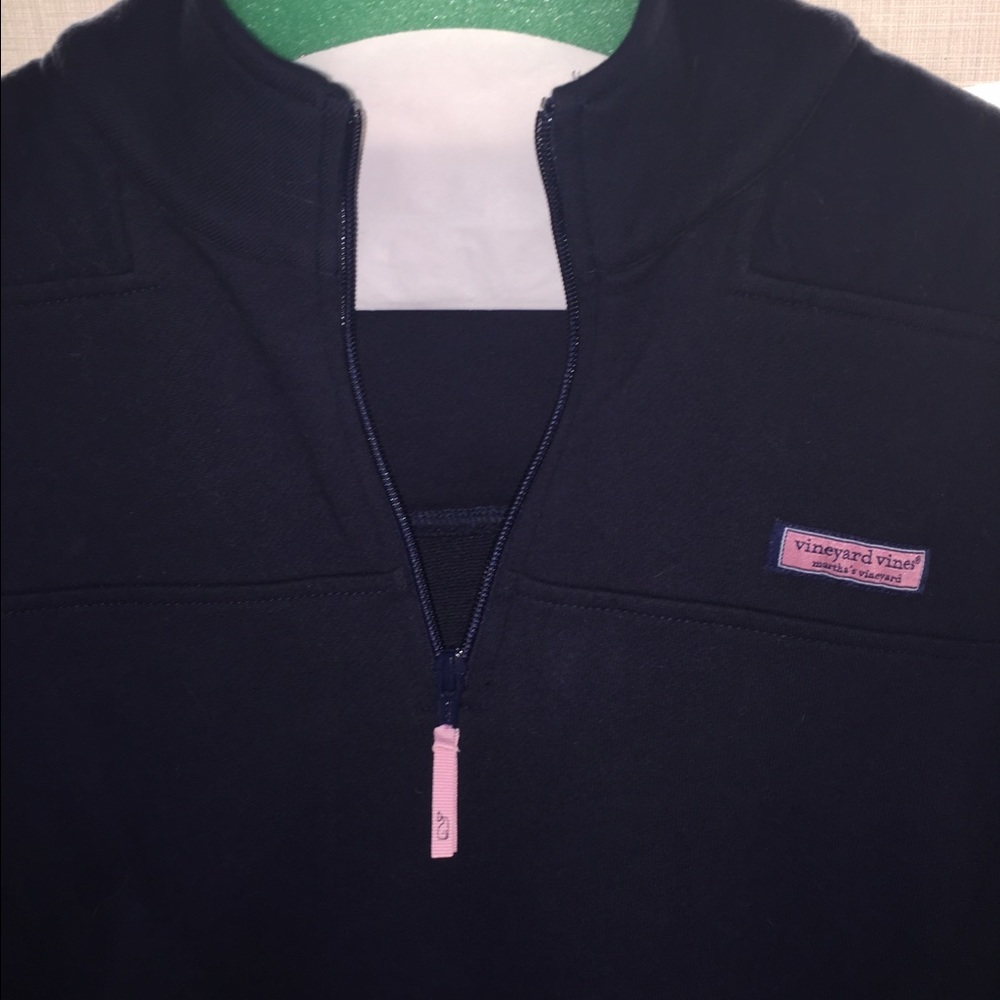 Navy blue vineyard vines shep shirt
