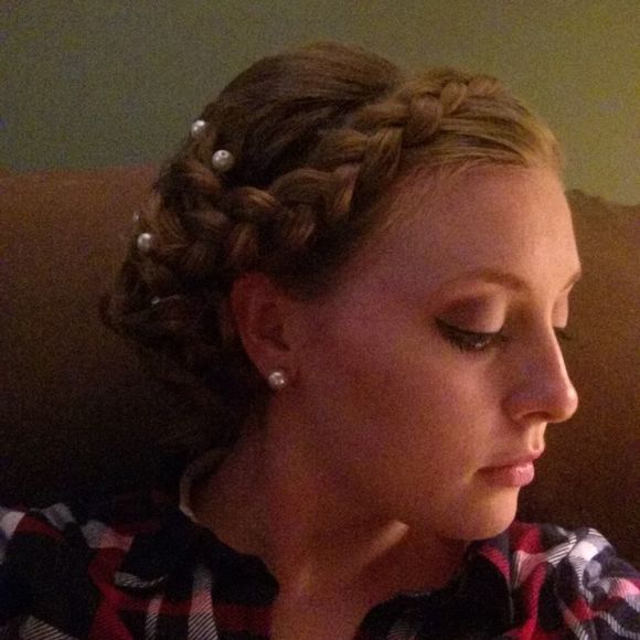 Meet your Posher, Kara - Picture 1 of 1