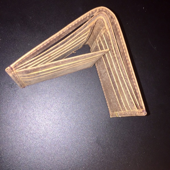 Tri-Fold Wallet - Picture 4 of 4