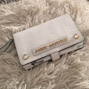 Juicy Couture White Wristlet wallet